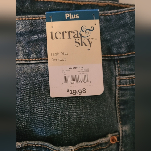 Size 22W Terra and sky plus size jeans - Picture 3 of 4
